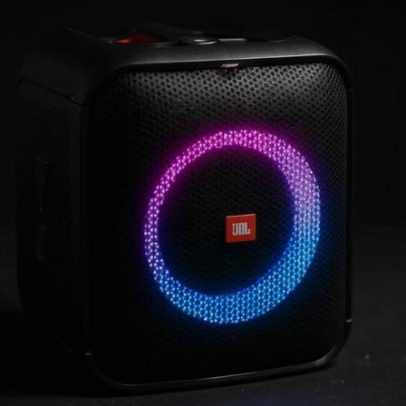 JBL mantém PartyBox com preço recorde até Cyber Monday; estoque segue baixo