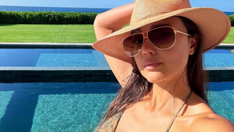 Jessica Alba modeled several string bikini looks from her Thanksgiving vacation with her kids. Jessica Alba/Instagram