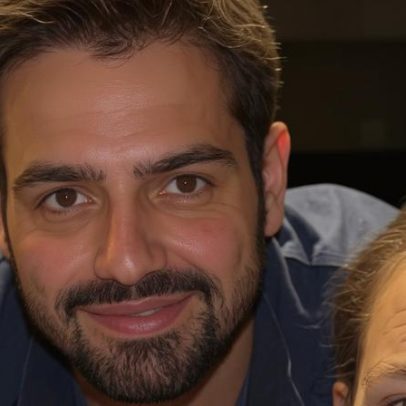 Faustão aparece sorridente em clique raro no Natal com o filho João Silva