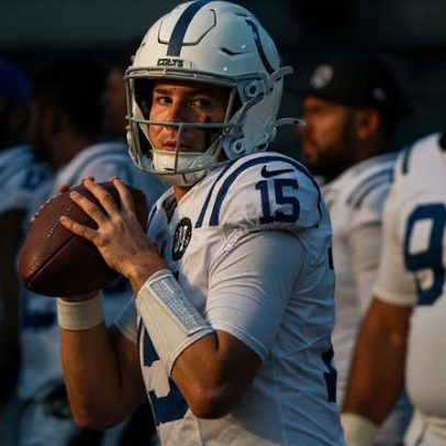Riley Leonard tem entorse no PCL e status para a Semana 15 é incerto