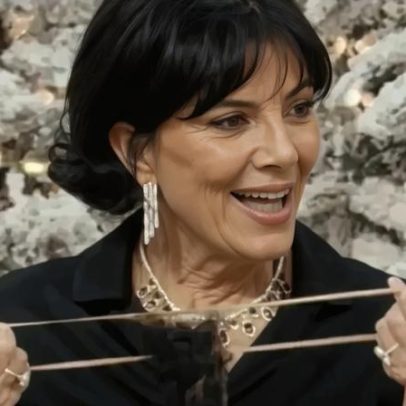 Kim Kardashian envia Skims no Kimsmas para Kris, Khloé, Kyle e Kathy Hilton