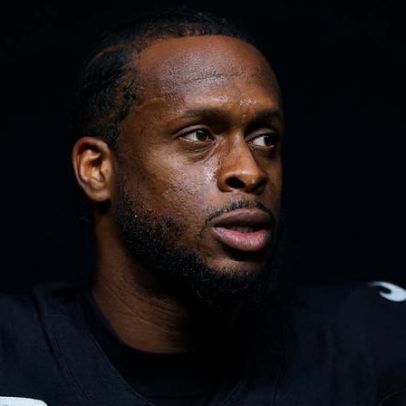 Geno Smith deve ficar fora; Kenny Pickett pode iniciar contra os Eagles
