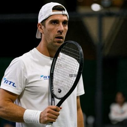 Kokkinakis retorna às quadras após quase um ano afastado