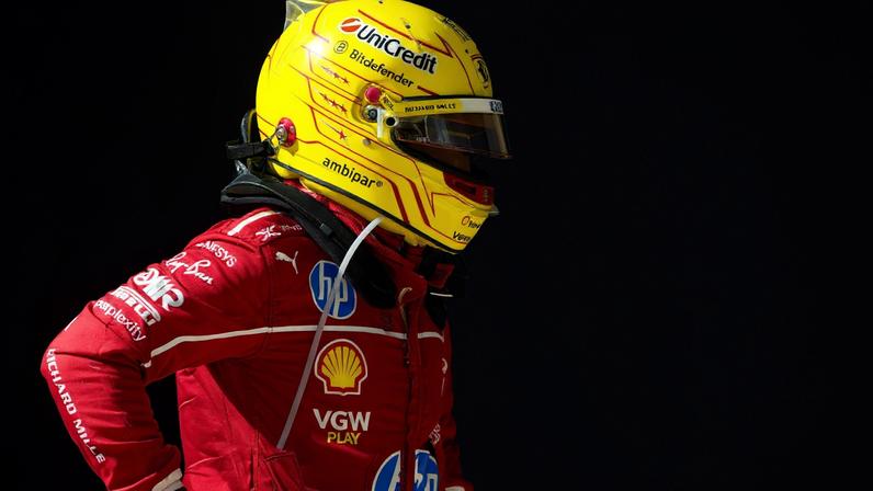 Lewis Hamilton, da Ferrari, no GP dos Estados Unidos pela F1 2025 (Foto: Rudy Carezzevoli/Getty Images/AFP)