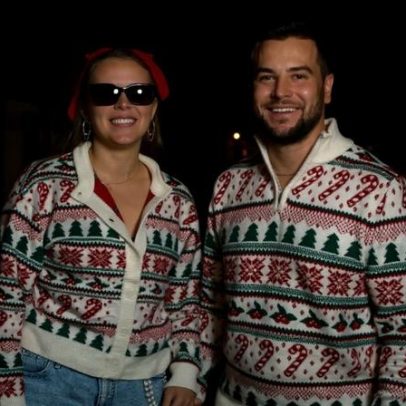 JoJo Siwa e Chris Hughes sinalizam possível noivado no primeiro Natal juntos