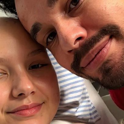 Marido de Isabel Veloso fica impressionado ao visitá-la na UTI