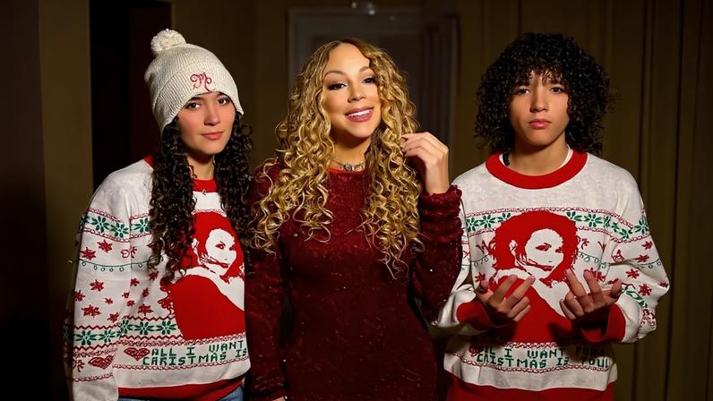 Mariah Carey’s twins Monroe and Moroccan look all grown up in their latest Christmas photos.