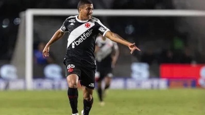 Mateus Carvalho, desfalque do Vasco na final da Copa do Brasil