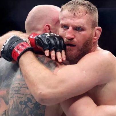 Meio-pesados empatam em duelo acirrado no UFC 323