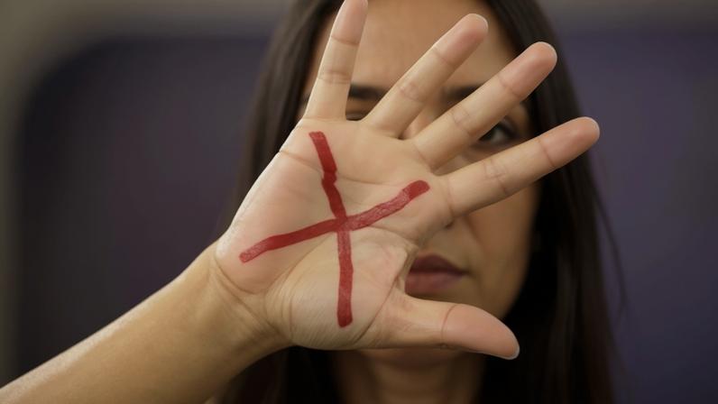 Quase metade das brasileiras acredita que não é tratada com respeito, aponta pesquisa