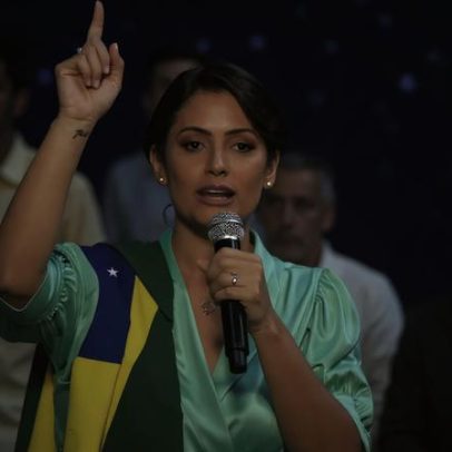 Michelle apoia pré-candidatura de Flávio à Presidência em 2026
