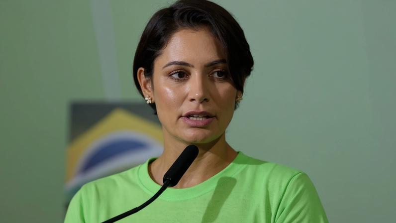 Capital religioso e apelo afetivo impulsionam Michelle Bolsonaro no campo da direita. Foto: Isac Nóbrega (PR)