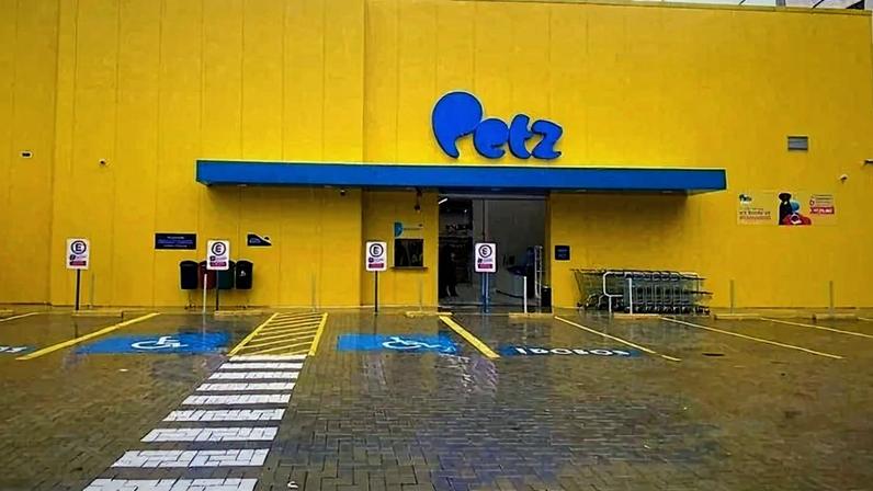 A união cria uma companhia com receita bruta ao redor de R$ 7 bilhões, quase 500 lojas e 20 marcas próprias de produtos