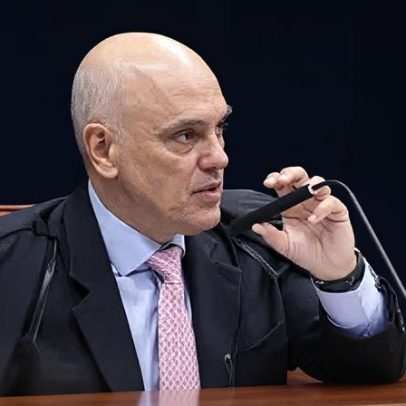 Senadores protocolam pedido de impeachment de Moraes após caso Master