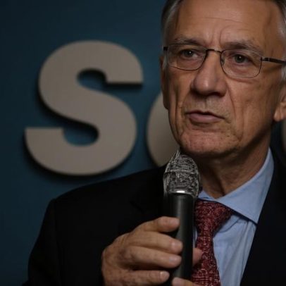 Professor e intelectual Luiz Roberto Alves morre em São Paulo