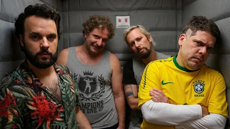 Elenco discute se série seria possível na era TikTok