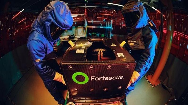 Formula E When cars start a race, they have less charge than they need to complete it, relying on a few tricks along the way to regain power (Credit: Formula E)