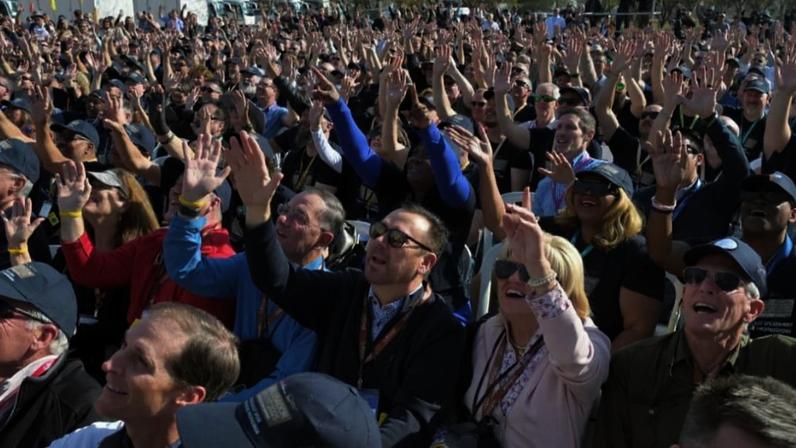 O encontro com mais de mil pastores e influenciadores evangélicos, além de autoridades israelenses e líderes de governo é a maior reunião do gênero já vista desde a criação do Estado de Israel. Foto: Reprodução rede sociais
