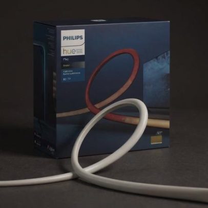 Fita de luz Philips Hue 65 para TV com 56% de desconto, mais barata que a 55"