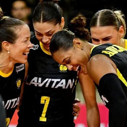 Praia Clube adapta rotina de jogadoras para partidas matutinas no Mundial