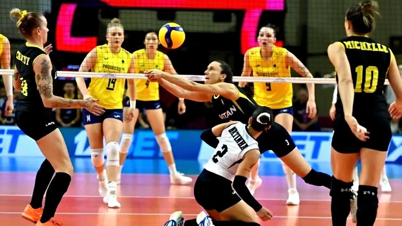 Praia e Osasco disputam medalha no Mundial de Vôlei