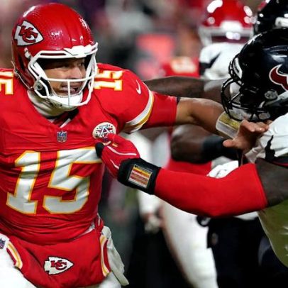 Mahomes atinge mínima da temporada, Love entra no top 5 de QB na Semana 15