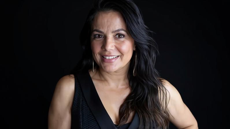 Nívea Stelmann — Foto: @nicolleamboniphotography