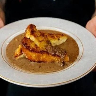 Chef Henrique Fogaça ensina rabanada com creme inglês e pasta de amendoim