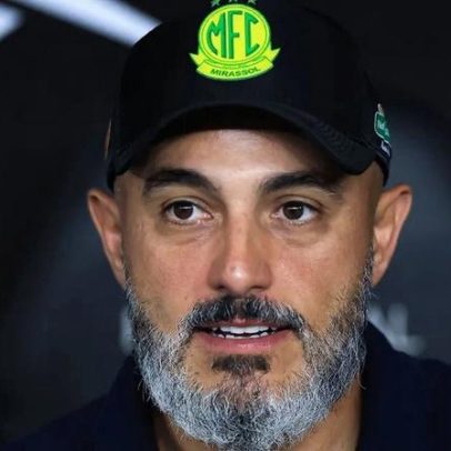 Rafael Guanaes é eleito o melhor técnico do Brasileirão 2025