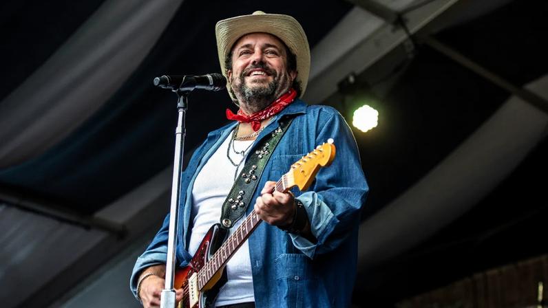Raul Malo had a voice for the ages, both as the frontman of the Mavericks and in his own solo career.