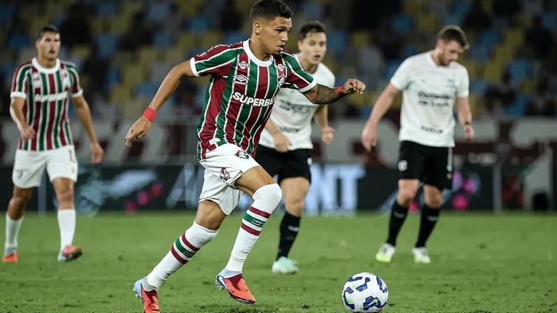 Riquelme Felipe, jogador profissional do Fluminense, está inscrito na Copinha (Foto: Lucas Merçon/FFC)