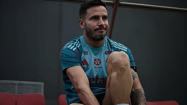 Saúl em treino do Flamengo