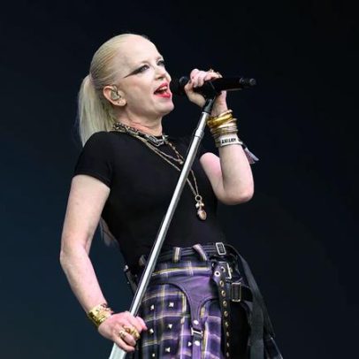 Shirley Manson aborda reação negativa a polêmica com bola de praia