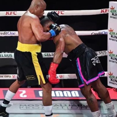 Anderson Silva nocauteia Woodley aos 50 e volta com tudo ao boxe