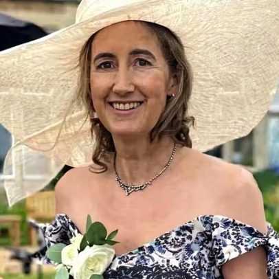 Morre Sophie Kinsella, autora de Becky Bloom, aos 55 anos