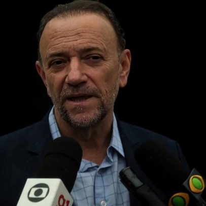 Presidente do PT critica candidatura de Flávio Bolsonaro