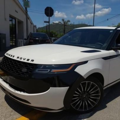 Carro de luxo de Fernanda Campos, ex-affair de Neymar, é atingido por caminhão