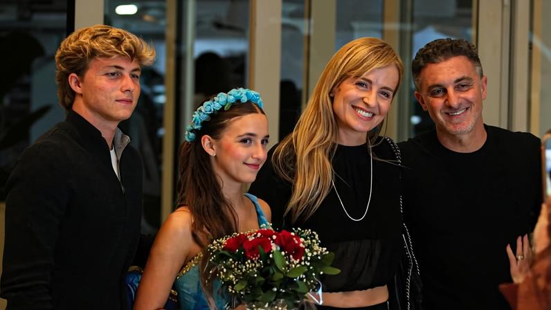 Luciano Huck e Angélica marcam presença na apresentação de ballet da filha — Foto: Edson Douglas/ AgNews
