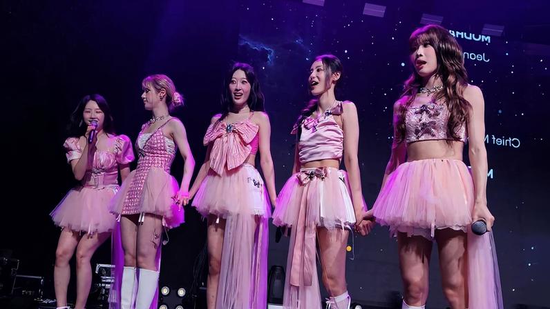 ARTMS apresenta show em São Paulo na turnê Grand Club Icarus