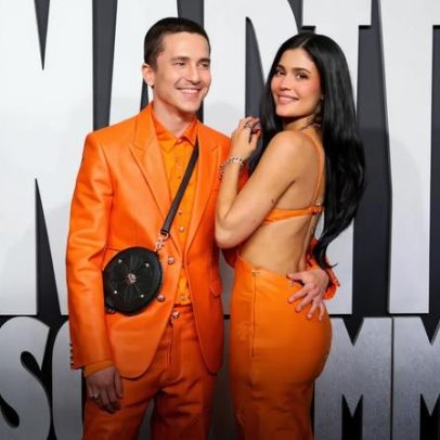 Kylie Jenner e Timothée Chalamet aparecem juntos na premiere de Marty Supreme