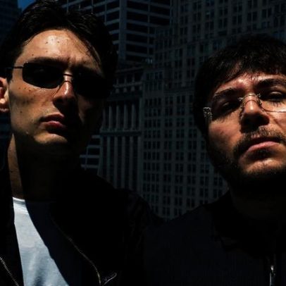 Peso Pluma e Tito Double P celebram dinastia de corridos no álbum Dinastía