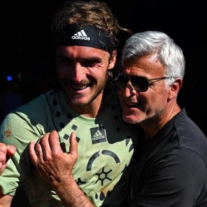 Tsitsipas culpa o pai por dirigir a 210 km/h na Grécia