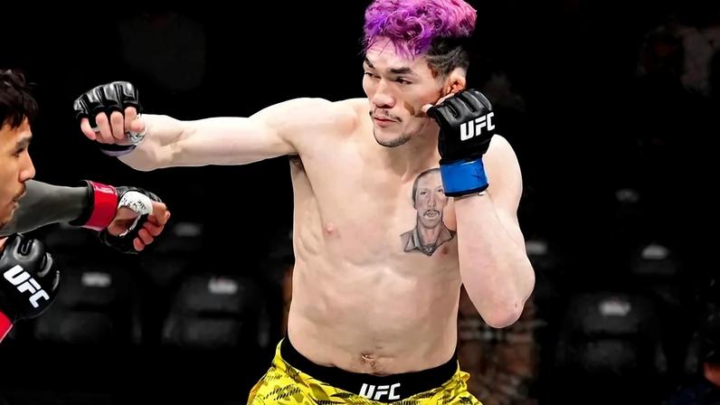Melquizael Costa no UFC Seattle 2025 (Foto: Reprodução/UFC)