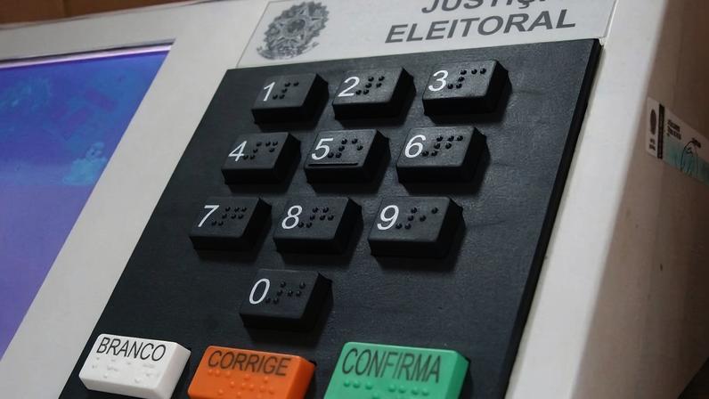 O Artigo 236 do Código Eleitoral, que veta a prisão de candidato, vale também para fiscais eleitoral, mesários e delegados de partido - Foto: Reprodução