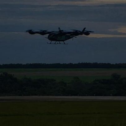 Eve, da Embraer, faz primeiro voo de protótipo de carro voador