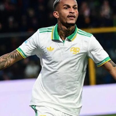 Quem joga hoje no futebol e onde assistir ao vivo, 15/12/2025