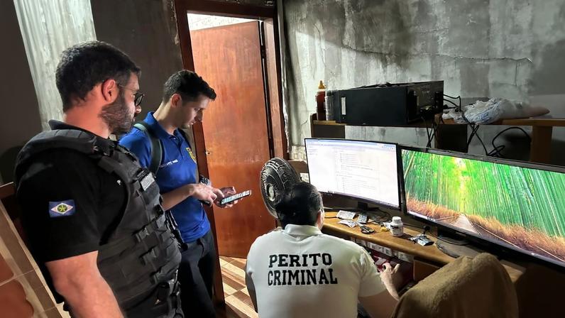 Polícia encontra dados de criminosos na deep web; investigação mira facções
