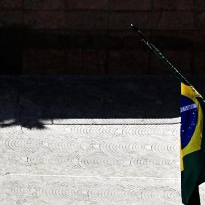 Brasil encerra representação de interesses argentinos na Venezuela