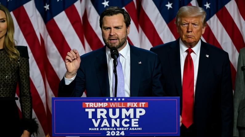 J.D. Vance e Donald Trump. Foto: Jim WATSON / AFP