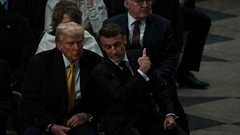 O presidente francês, Emmanuel Macron, e o presidente eleito dos EUA, Donald Trump. Foto: Ludovic Marin/POOL/AFP